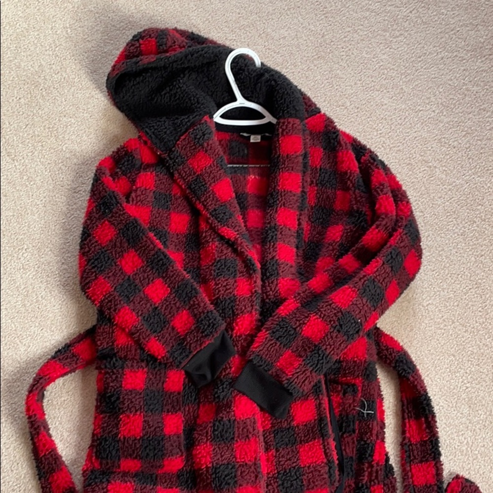 American Eagle Robe